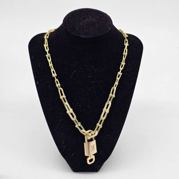 Authen Louis Vuitton Lock & Key w/unbranded 925 Pure Silver Gold plated Necklace - Picture 1 of 15